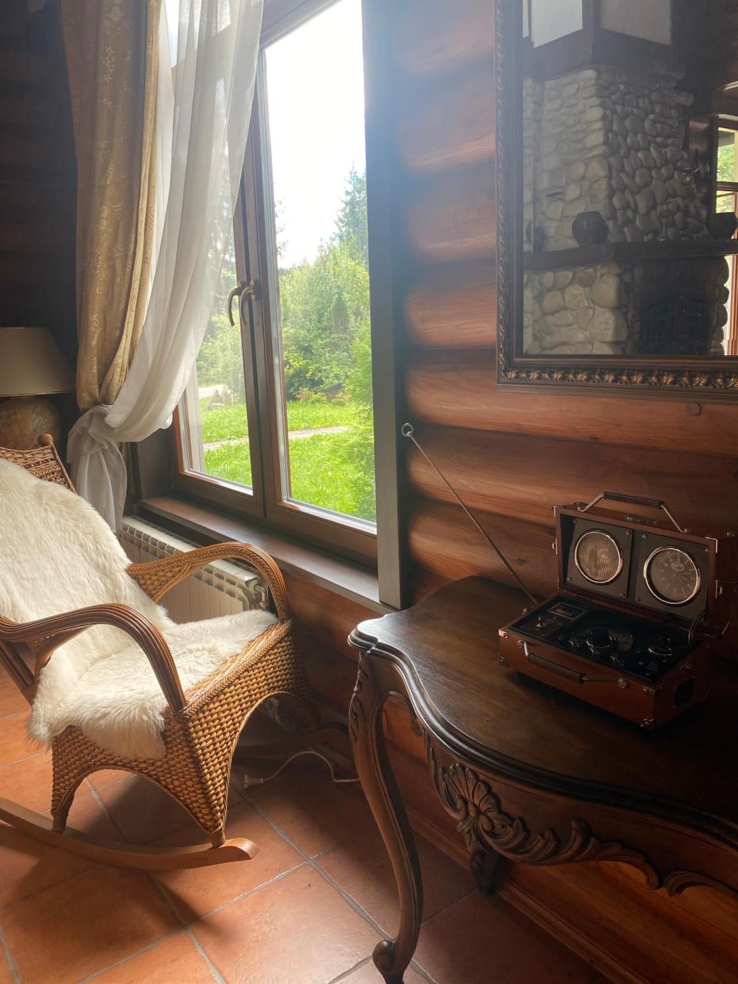 Relaxation In Guta Гута Покращене Шале Bagian luar foto