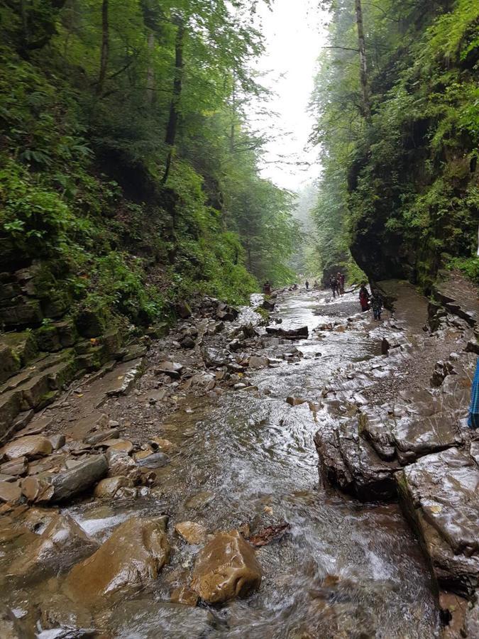Relaxation In Guta Гута Покращене Шале Bagian luar foto